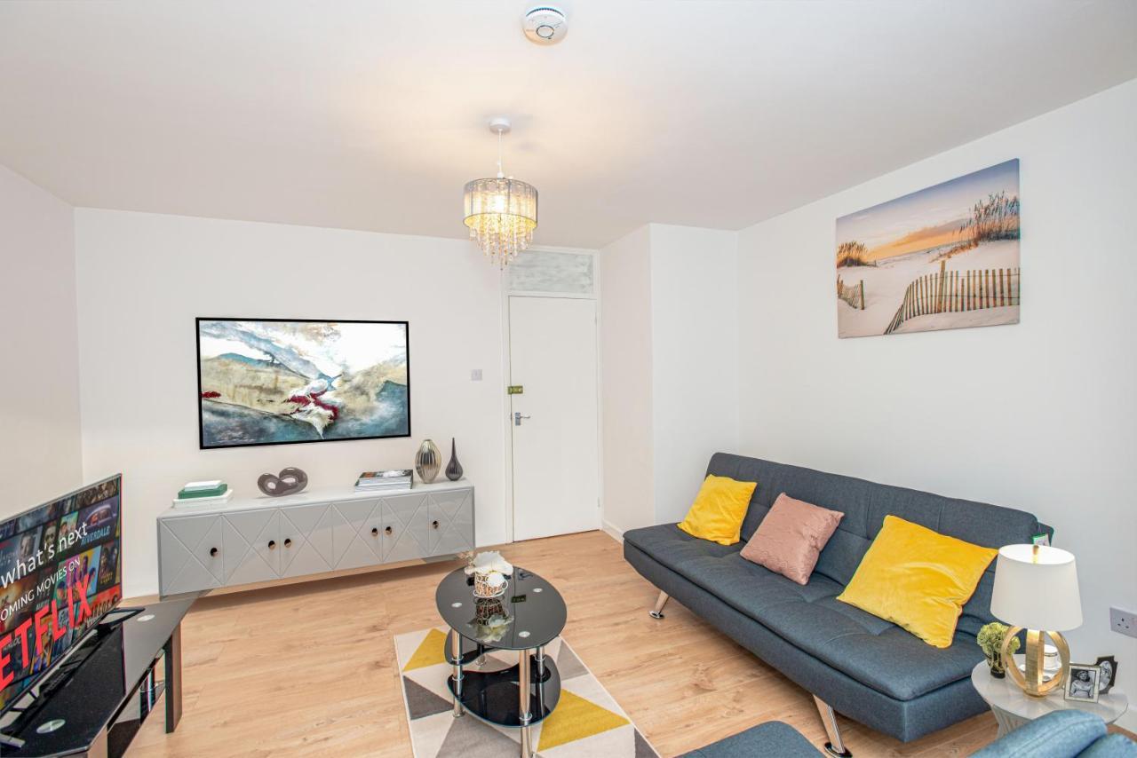 Stunning Four Bedroom House Close To Excel, O2 & Central London With Free Parking Exterior photo